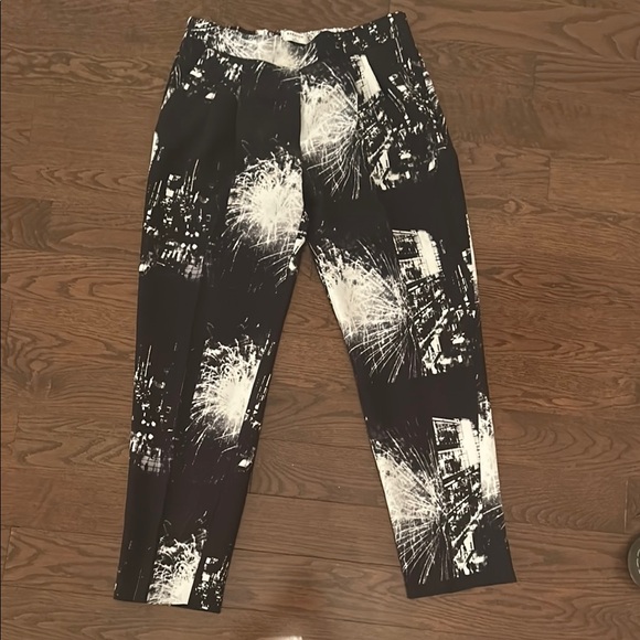 Black and White Graphic Print Pants - Picture 1 of 2